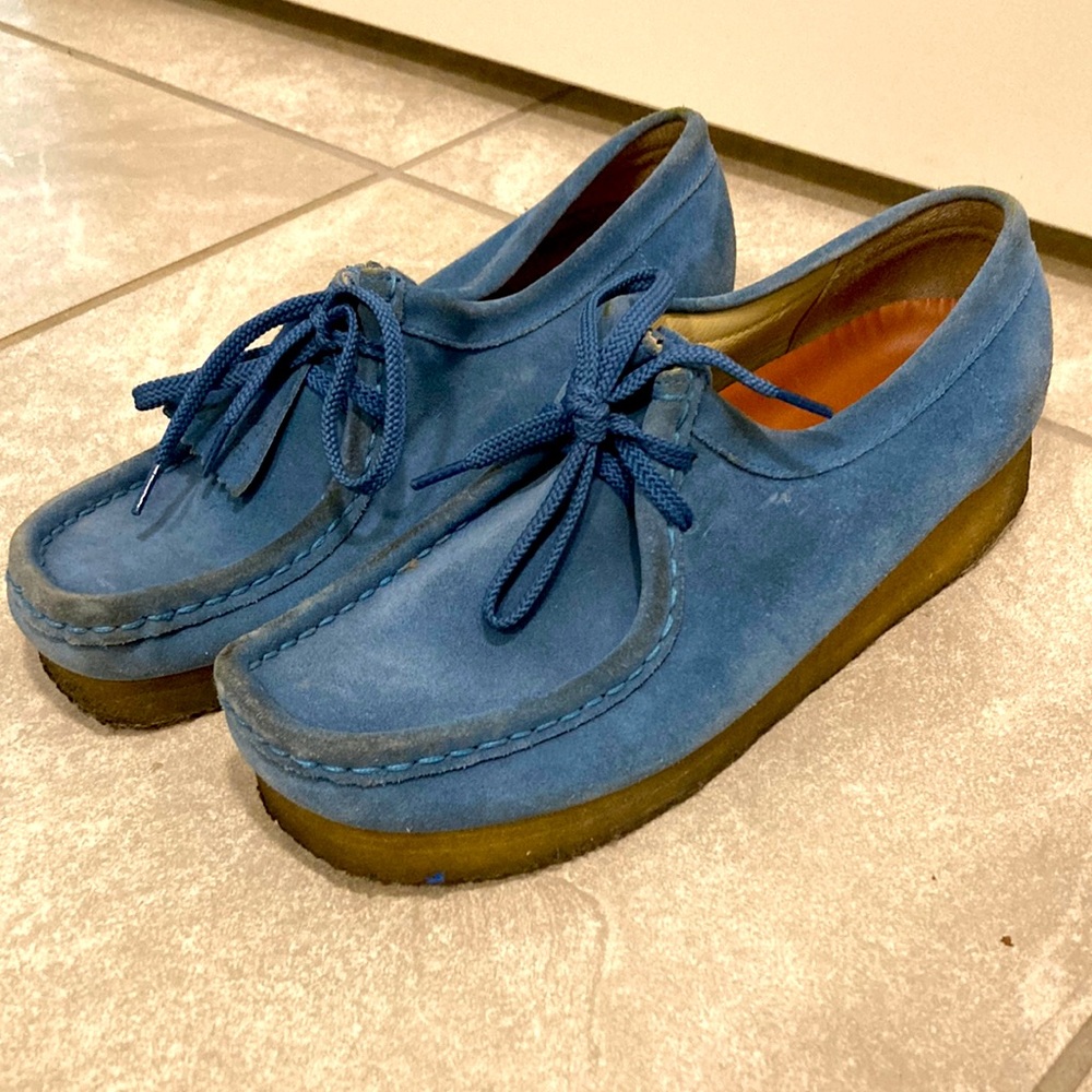 Original low Clark’s Wallabies Size 8.5